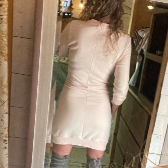 Front Row Shop Cotton Long Sleeve Sweatshirt Dress in Pale Pink Size Small - Picture 2 of 10
